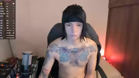 Snapshot of adam_rocket chatting on September 26, 2025, 12:58 am  Adam online show from September 26, 2025, 12:58 am