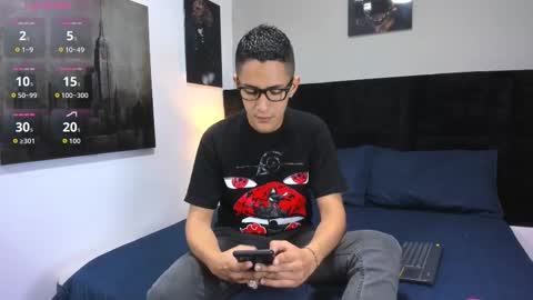 adam_walker_1 online show from March 25, 2026, 2:12 pm