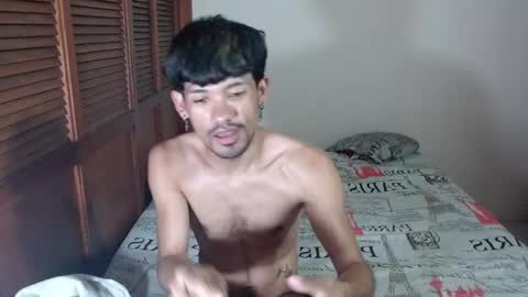 instagram  adam x256 online show from February 23, 2025, 10:42 pm