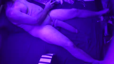 adamineve online show from March 10, 2025, 7:10 am