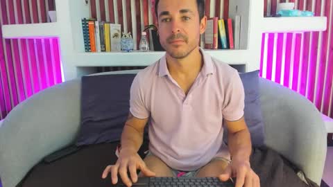 Im Adams Sanz online show from February 27, 2026, 6:41 pm