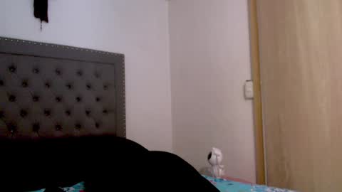 eva online show from December 14, 2024, 8:51 pm