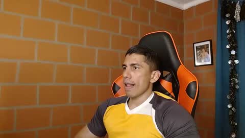 Adan Sin online show from January 17, 2025, 8:00 pm