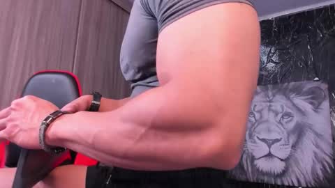 Adan Sin online show from October 4, 2025, 3:43 pm