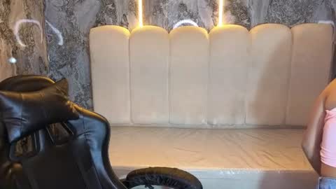 Snapshot of adarasuri_v chatting on June 28, 2026, 3:23 am Hi Stream 1000pm to 600am online show from June 28, 2026, 3:23 am