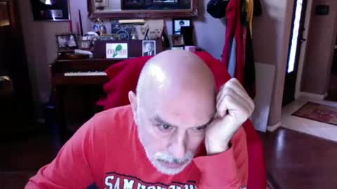 add_me_2 online show from December 2, 2025, 6:58 pm