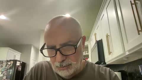 add_me_2 online show from May 10, 2026, 4:23 pm