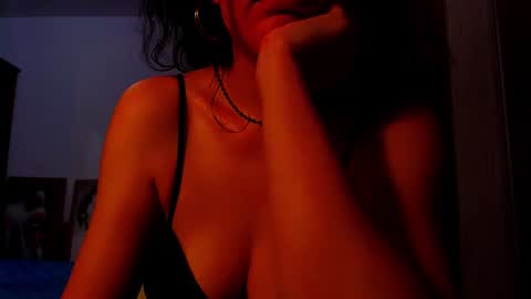 amy        online show from January 29, 2025, 11:51 am