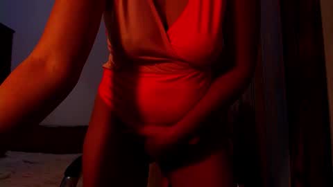 amy        online show from October 17, 2025, 11:18 pm