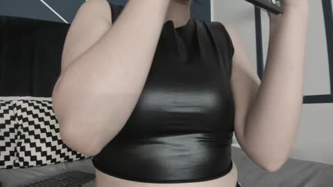 Ade  online show from January 18, 2025, 7:58 pm