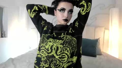 Ade  online show from March 11, 2025, 11:15 pm