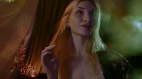 Snapshot of adelaidegilber_ chatting on July 15, 2026, 2:50 am Adel online show from July 15, 2026, 2:50 am