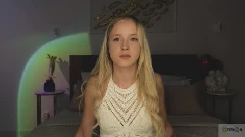 Adele online show from March 18, 2026, 9:18 pm