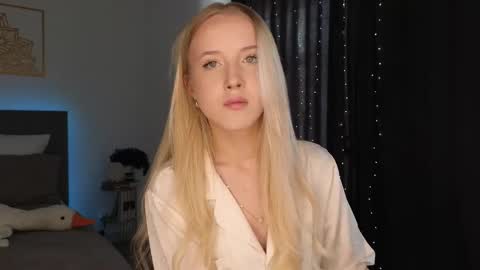 Adele online show from April 12, 2026, 3:06 pm