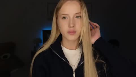 Adele online show from April 17, 2026, 8:45 pm