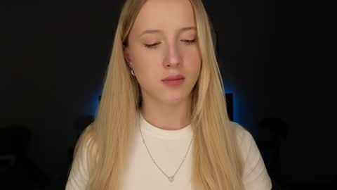 Adele online show from April 22, 2026, 8:32 pm