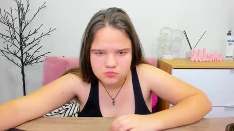 adelecruzz online show from February 11, 2025, 4:56 pm