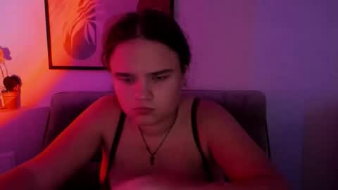 adelecruzz online show from September 30, 2025, 11:48 am