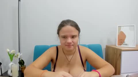 adelecruzz online show from October 11, 2025, 7:29 am