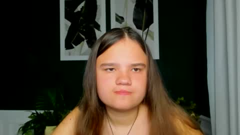 Snapshot of adelecruzz chatting on May 1, 2026, 11:59 am adelecruzz online show from May 1, 2026, 11:59 am