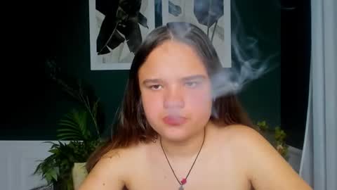 Snapshot of adelecruzz chatting on May 12, 2026, 12:02 pm adelecruzz online show from May 12, 2026, 12:02 pm