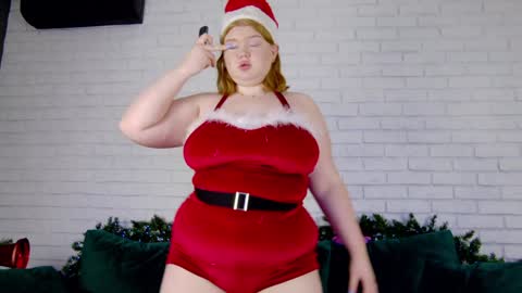 adelemoor online show from December 21, 2024, 1:15 am