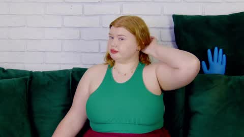 adelemoor online show from January 19, 2025, 8:19 pm