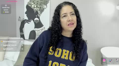 Adele Smithh online show from February 4, 2025, 2:32 pm