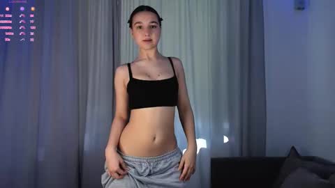adelexx_zll online show from February 20, 2026, 6:19 am