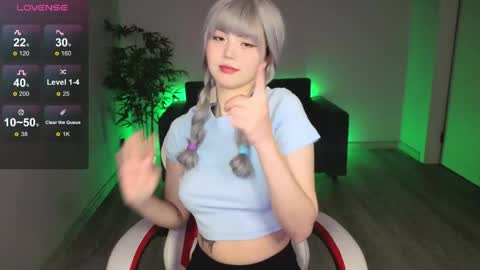 Snapshot of adelina_pinky chatting on May 30, 2026, 3:36 am Adelina Pinky online show from May 30, 2026, 3:36 am