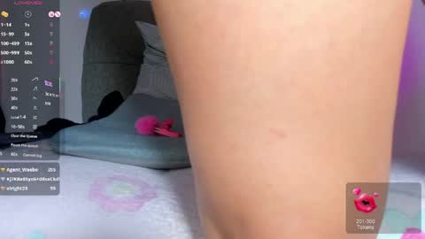 adelinaconte1 online show from May 16, 2026, 1:02 am