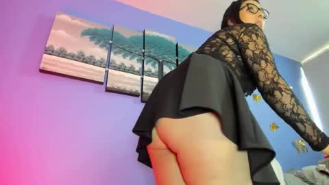 Adelle online show from January 27, 2025, 5:15 pm