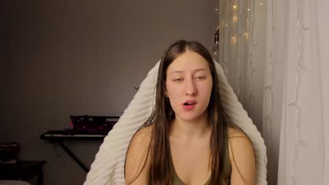 Snapshot of adellqueen chatting on January 6, 2025, 10:26 pm Adell online show from January 6, 2025, 10:26 pm