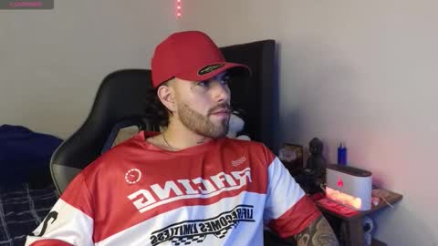 Ades online show from February 25, 2026, 4:44 am