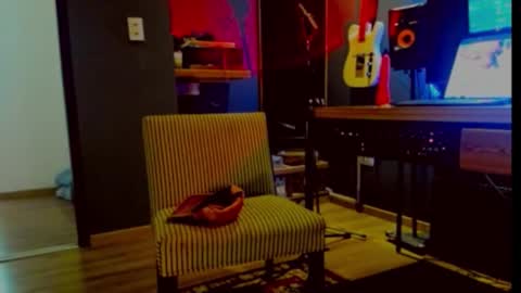 Snapshot of adicta37 chatting on November 17, 2025, 2:12 pm adicta37 online show from November 17, 2025, 2:12 pm