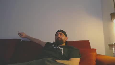 adilettenboy online show from February 25, 2025, 10:18 pm