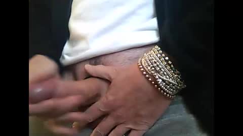 ADJ777 online show from November 22, 2025, 3:11 pm