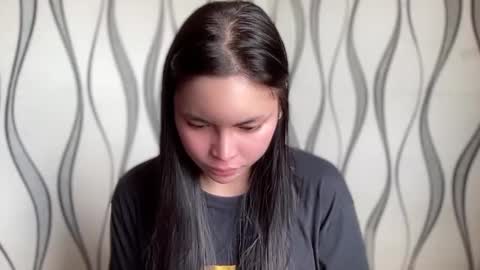 KATE MORE  online show from March 2, 2026, 3:41 am