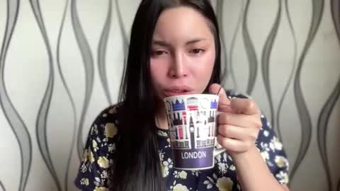 KATE MORE  online show from March 3, 2026, 3:56 am