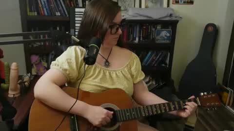 adobe_angel304 online show from January 10, 2025, 10:15 pm