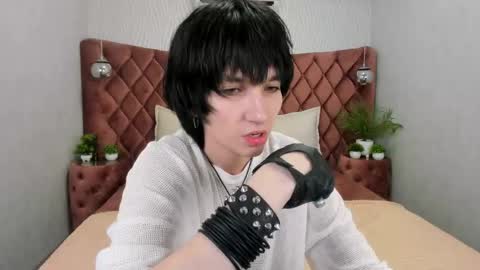 adonbev online show from June 7, 2026, 6:28 am
