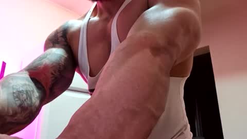 Adonis online show from November 5, 2025, 9:20 am