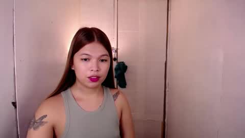 adorabletsforyouxx online show from February 10, 2025, 7:38 pm