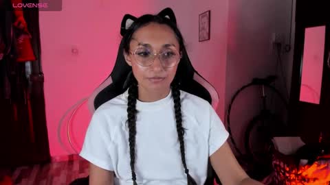 Adrena10 online show from March 26, 2026, 11:43 pm