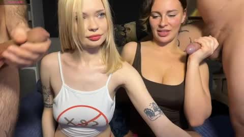 Snapshot of adrenaline_lush chatting on April 16, 2026, 9:39 pm Dorothy Mayfield online show from April 16, 2026, 9:39 pm