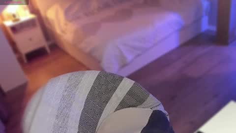 Victoria online show from January 7, 2025, 2:08 pm