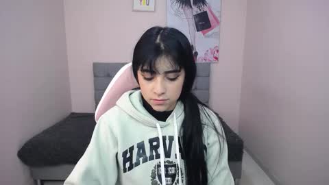 Adri  online show from February 13, 2026, 11:50 am