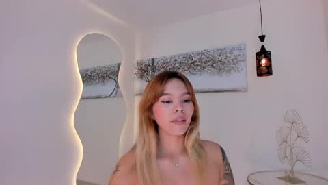 Adriana online show from May 11, 2026, 6:49 pm