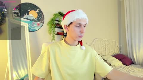 Snapshot of adrian_di chatting on December 25, 2024, 5:58 am Adrian online show from December 25, 2024, 5:58 am
