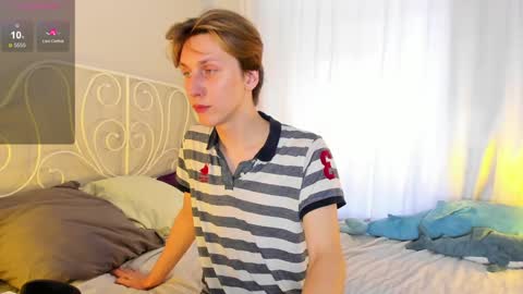Snapshot of adrian_di chatting on January 6, 2025, 10:13 am Adrian online show from January 6, 2025, 10:13 am
